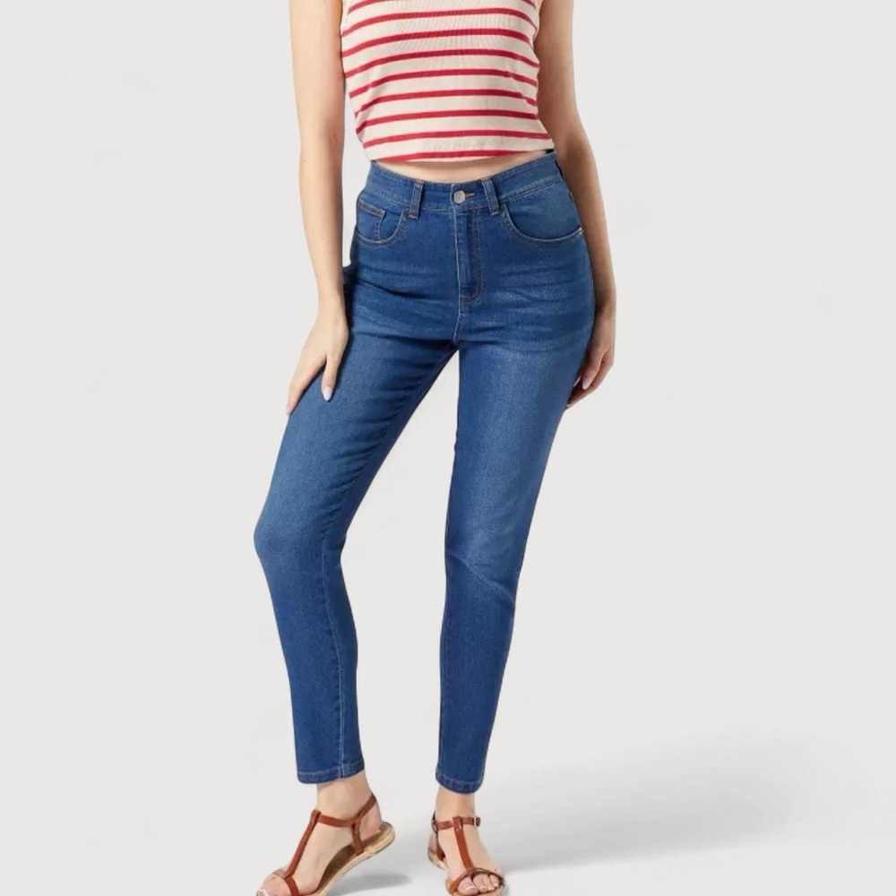 Blue Skinny Jeans with Stretch and Modern Fit